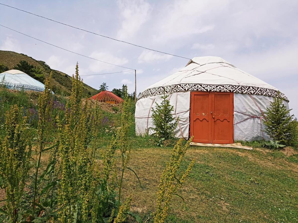 Karakol Yurt Village 外观 照片